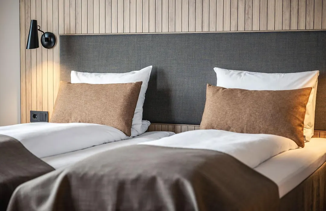 Quality Airport Hotel Vaernes-1